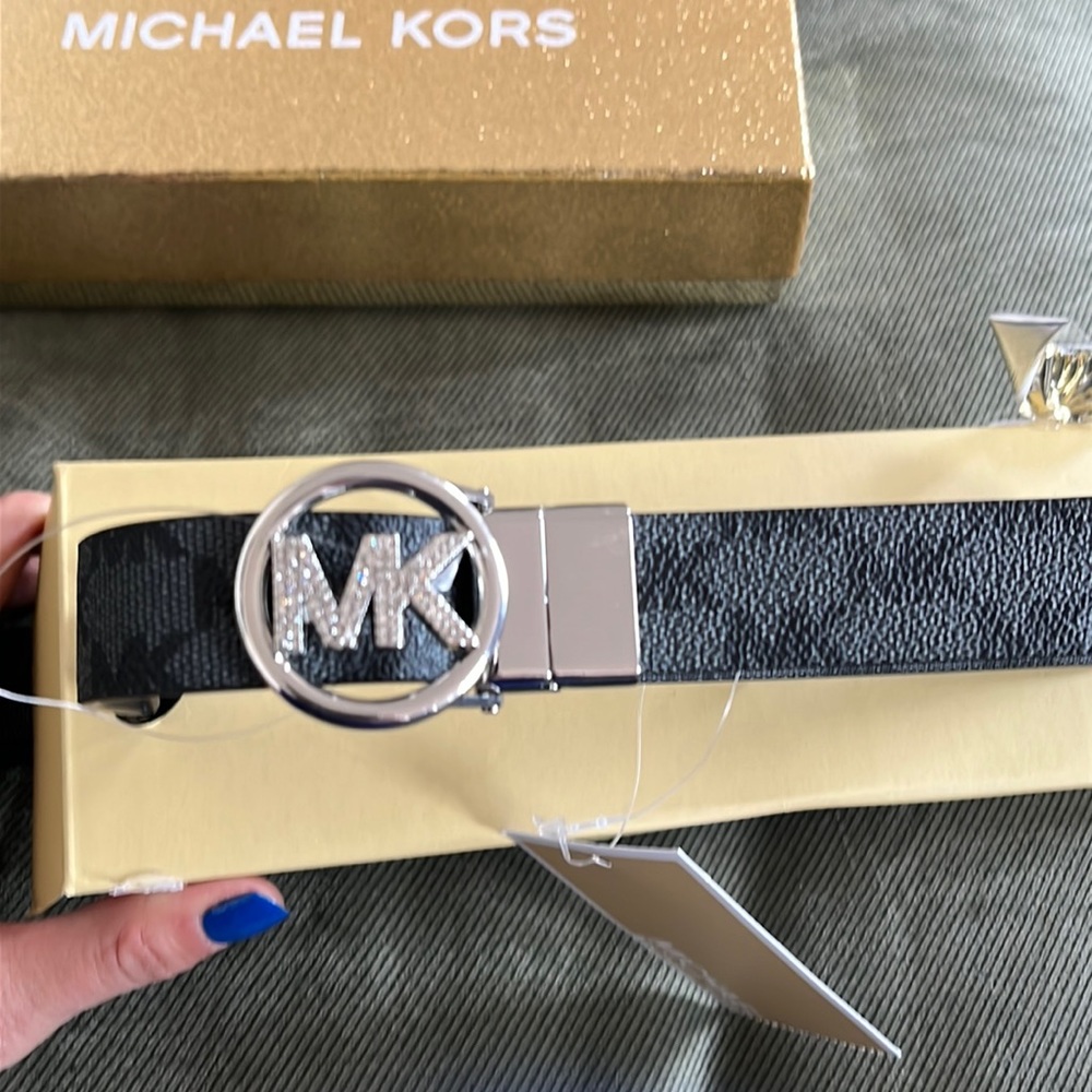 NEW! MICHAEL KORS signature logo belt circular rhinestone buckle S/M